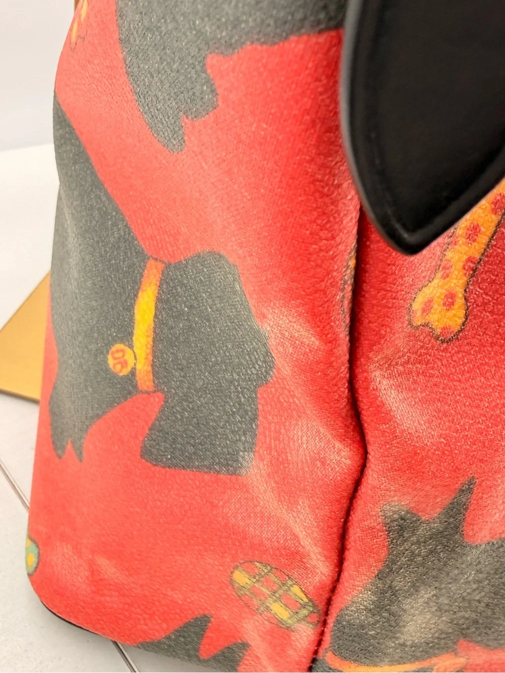 DOONEY & BOURKE Scottie Dog Coated Canvas Shoulder Bag Red Black